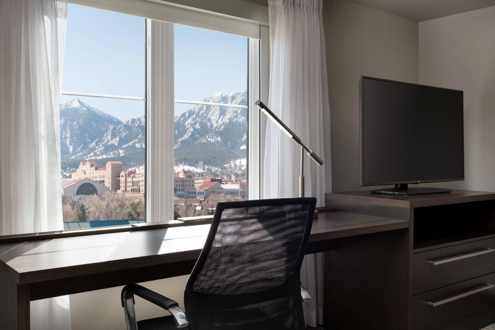 Residence Inn By Marriott Boulder Canyon Boulevard מראה חיצוני תמונה